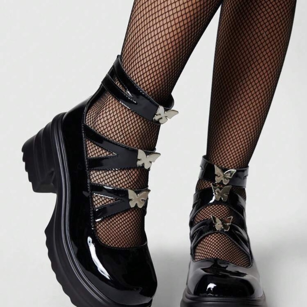 Black Patent Leather Women's Shoes with Butterfly Accents